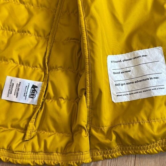 REI Co-op 650 down jacket yellow youth size 10-12 - Picture 7 of 8